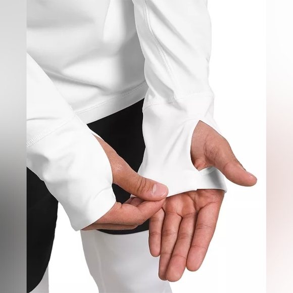 New Mens North Face Winter Half-Zip Mock Neck Sweater Jacket for Ultimate Warmth - Picture 2 of 2